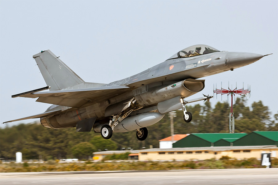 RFOptic technology supporting UAV navigation systems with direction finder